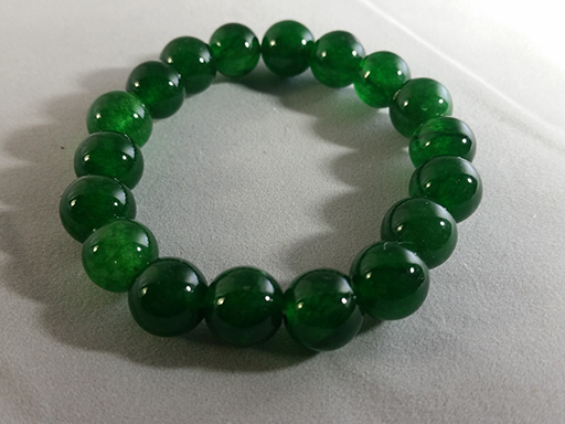 Opaque Green and Aventurina Authentic Murano Glass Beaded Bracelet 7.5  Inches with 1 1/4 Inch Extender, Gold Tone Clasp and Murano Tag